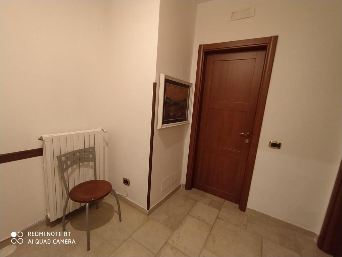 Bollicine Hotel Bari Exterior foto